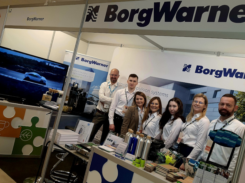 BorgWarner booth and team at trade show